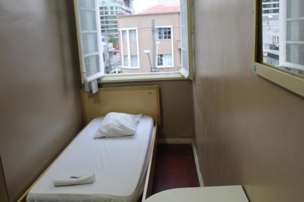 Hotel Lotus 库里提巴 外观 照片