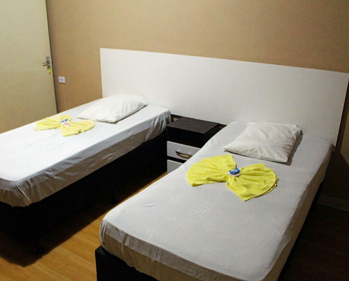 Hotel Lotus 库里提巴 外观 照片